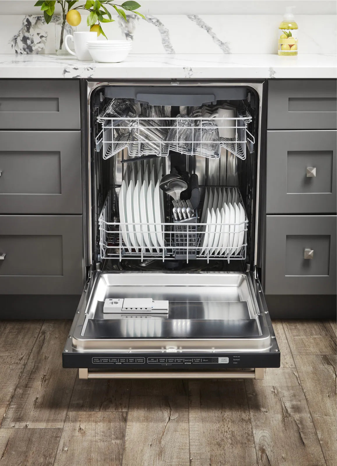 THOR 24 Inch Built-in Dishwasher in Stainless Steel – HDW2401SS